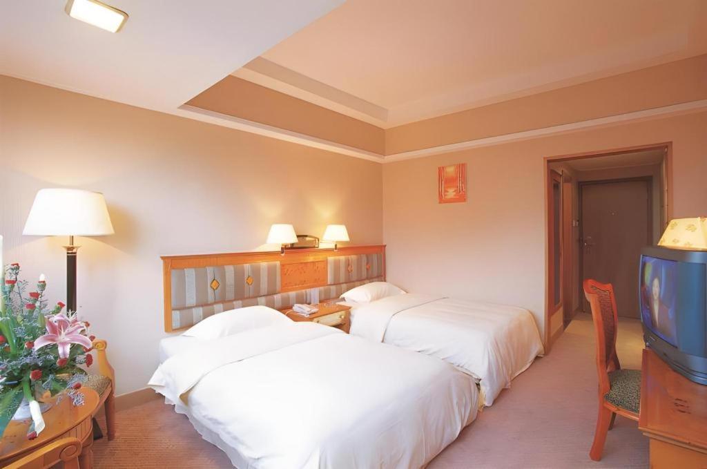 Wings Hotel Kuangcsou Kültér fotó